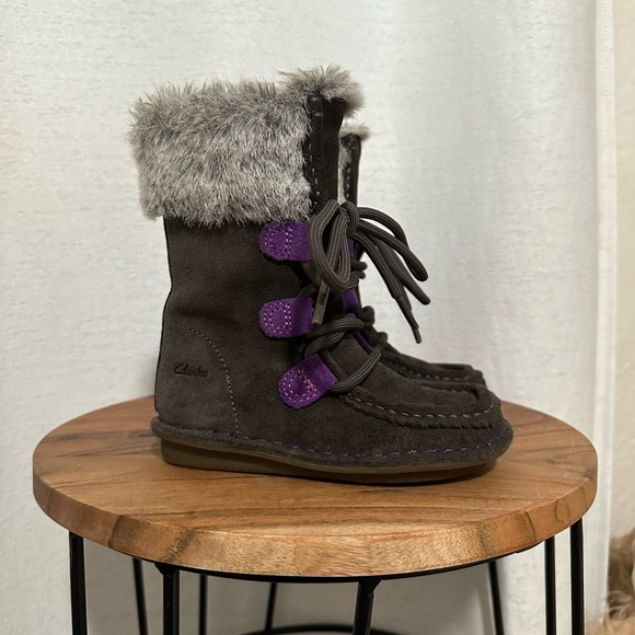 Clarks Girls Snugglewall Tall Suede Zip Lace Up Faux Fur Warm Winter Boots Sz 7 - Picture 3 of 11